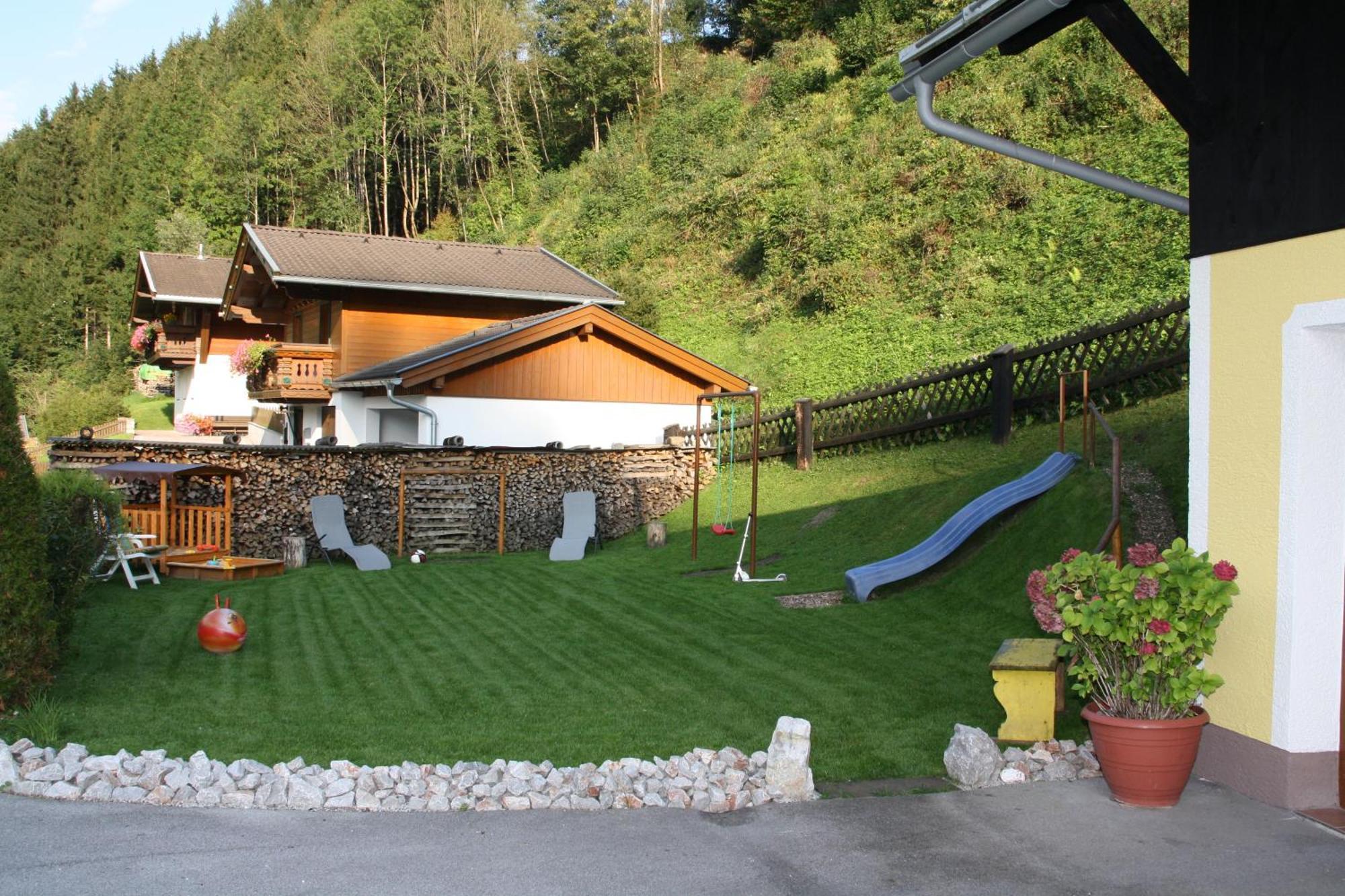 Ferienhaus Christine Taxenbach Exteriér fotografie